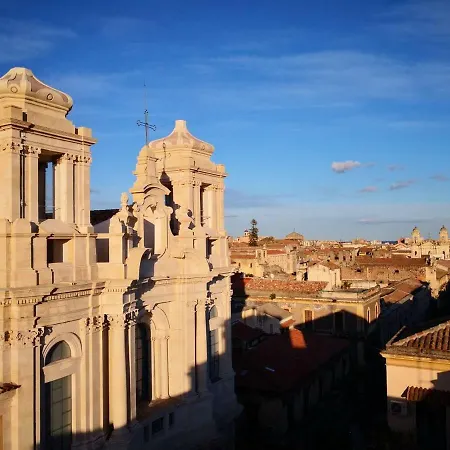 Trinita Centre - Locazione Turistica Affitto Breve * 카타니아