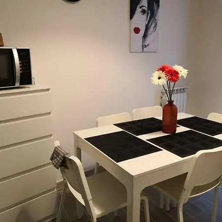 Apartment Trinita Centre - Locazione Turistica Affitto Breve *