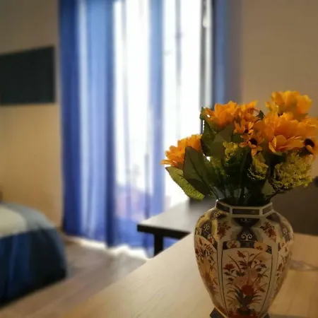 Trinita Centre - Locazione Turistica Affitto Breve Apartment *
