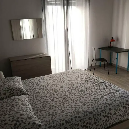 Trinita Centre - Locazione Turistica Affitto Breve 아파트 *