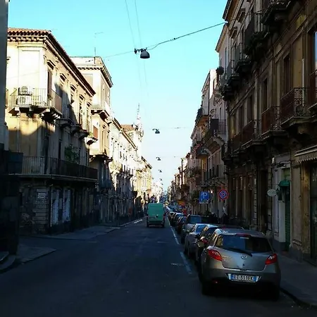 アパート Trinita Centre - Locazione Turistica Affitto Breve カターニア