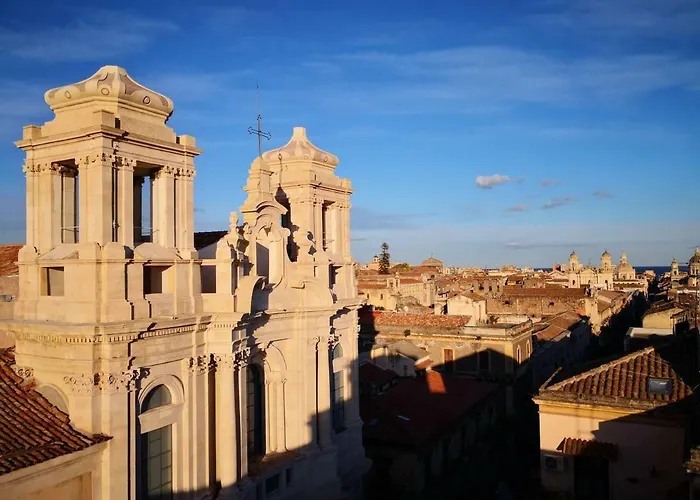 Trinita Centre - Locazione Turistica Affitto Breve * 카타니아
