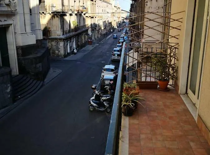 Trinita Centre - Locazione Turistica Affitto Breve *