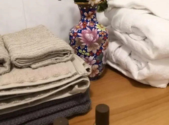 Trinita Centre - Locazione Turistica Affitto Breve *