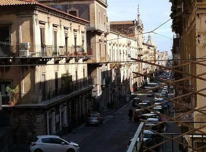 Trinita Centre - Locazione Turistica Affitto Breve *