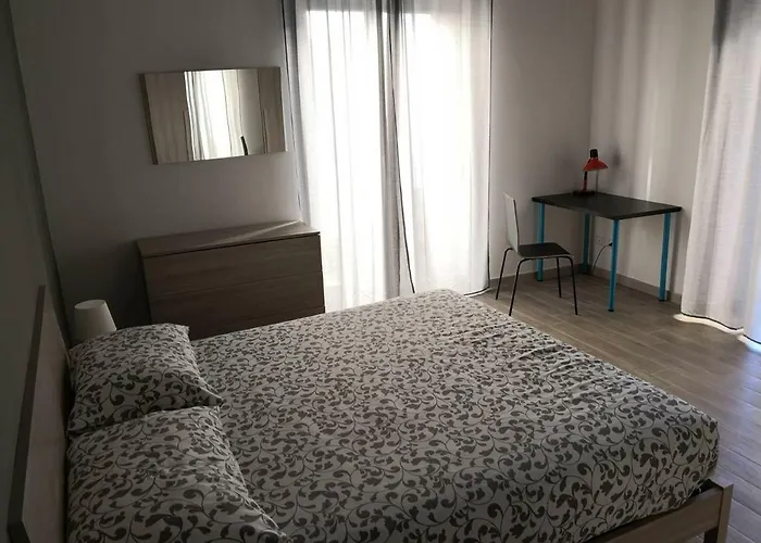 Trinita Centre - Locazione Turistica Affitto Breve 아파트 *