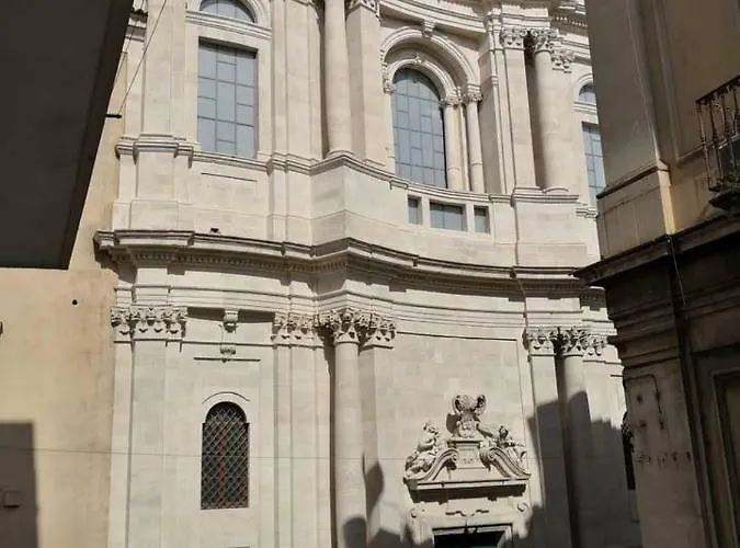 Trinita Centre - Locazione Turistica Affitto Breve 카타니아